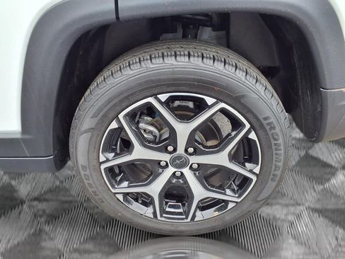 Used 2025 Jeep Compass Limited AWD/4WD image 21