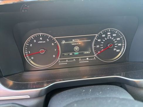 Certified 2023 Kia Sorento S FWD image 9