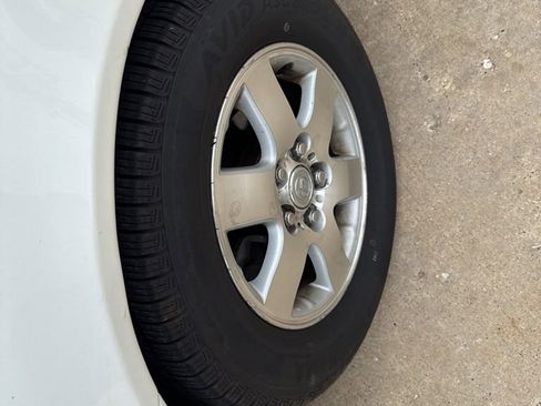 Used 2002 Toyota Avalon FWD image 12
