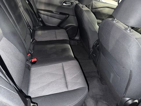 Used 2026 Nissan Rogue SV AWD/4WD image 13
