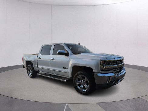 Used 2018 Chevrolet Silverado 1500 LTZ w/ Texas Edition RWD image 7
