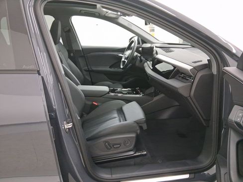 Used 2025 Audi Q6 e-tron Premium Plus w/ Premium Plus image 33