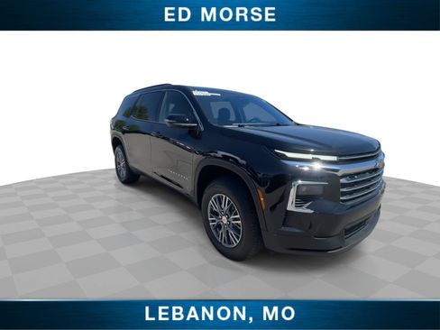 Used 2026 Chevrolet Traverse LT w/ Driver Confidence Package AWD/4WD image 2