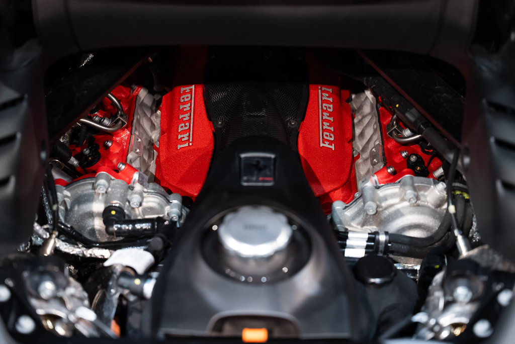 Certified 2022 Ferrari SF90 Spider AWD/4WD image 22