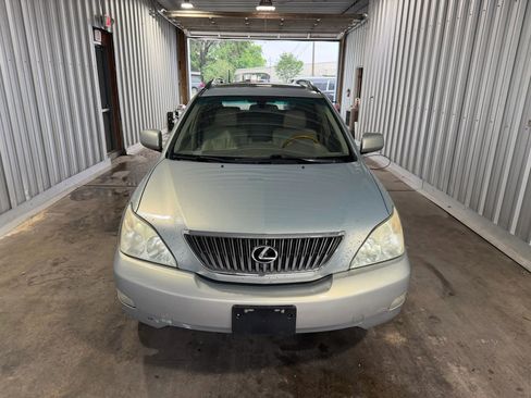 Used 2006 Lexus RX 330 FWD image 3
