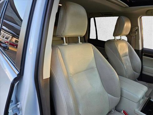 Used 2016 Lexus GX 460 w/ Premium Package image 23