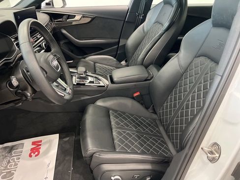 Used 2024 Audi S4 Premium Plus w/ Premium Plus Package image 9