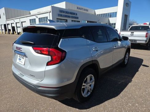 Used 2018 GMC Terrain SLE image 8