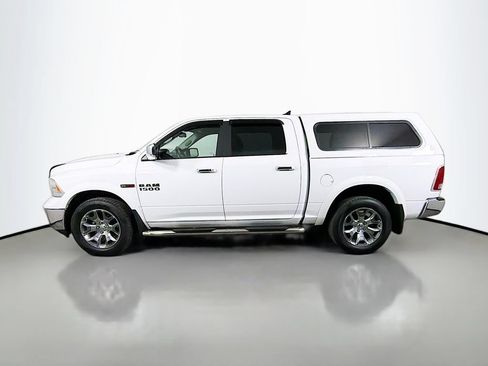 Used 2018 RAM 1500 Laramie w/ Convenience Group AWD/4WD image 9