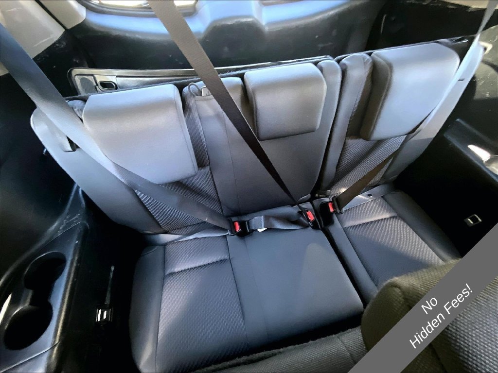 Used 2019 Toyota Highlander LE AWD/4WD image 20