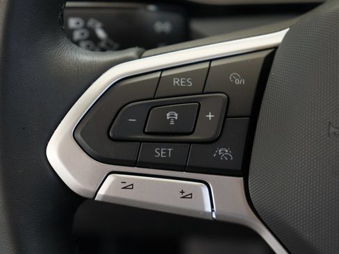Certified 2026 Volkswagen Jetta SEL FWD image 12