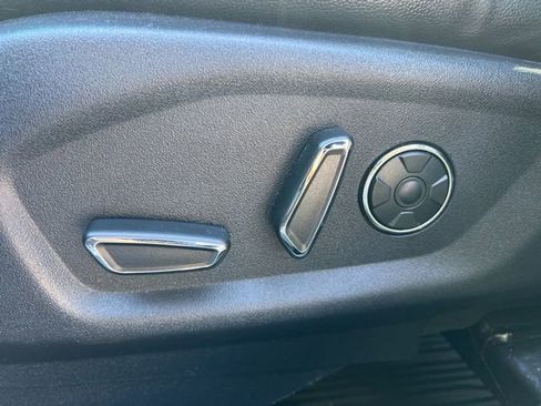 Used 2017 Ford Explorer Limited w/ Equipment Group 301A image 30