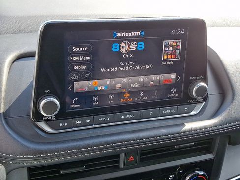 Used 2024 Nissan Rogue S image 16