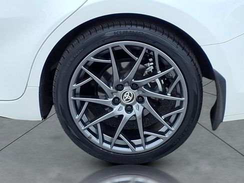 Used 2025 Toyota Camry XSE image 4