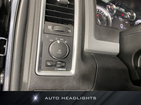 Used 2018 RAM 1500 Big Horn image 23