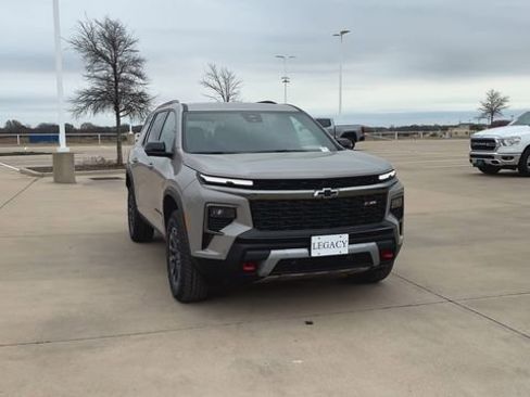 New 2026 Chevrolet Traverse Z71 w/ Enhanced Driving Package image 4