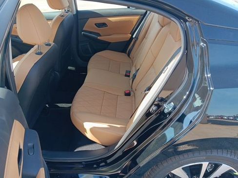 New 2025 Nissan Sentra SV w/ SV Premium Package image 27