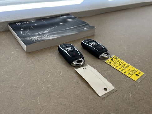 Certified 2024 Buick Encore GX Preferred w/ Comfort Package image 15