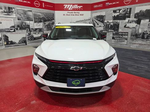 Certified 2023 Chevrolet Blazer LT AWD/4WD image 9