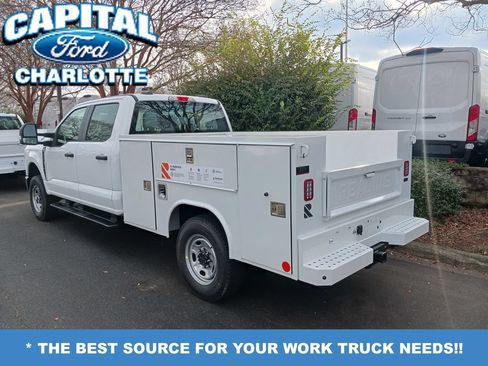 New 2026 Ford F250 XL w/ XL Chrome Package AWD/4WD image 3