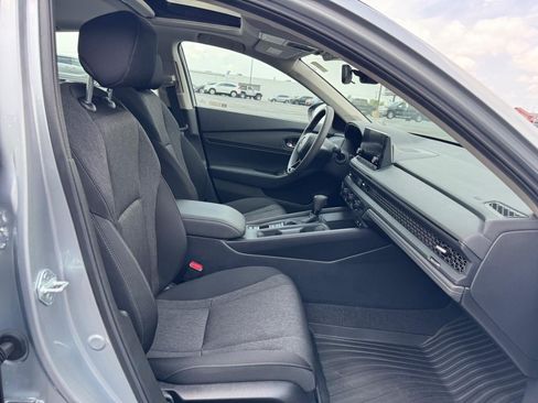 Certified 2024 Honda Accord EX image 17