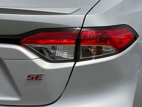 Certified 2022 Toyota Corolla SE FWD image 29
