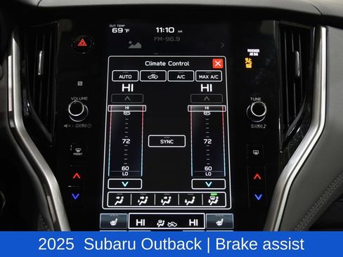 Used 2025 Subaru Outback Premium image 17