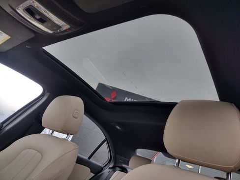 Used 2021 Mercedes-Benz A 220 4MATIC w/ Premium Package image 11