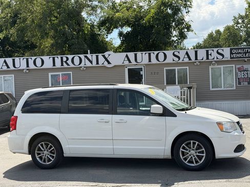 Used 2013 Dodge Grand Caravan SXT w/ UConnect Hands-Free Group FWD image 1
