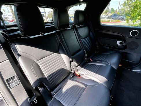 Used 2023 Land Rover Discovery S R-Dynamic AWD/4WD image 25