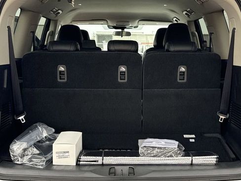 New 2026 Nissan Armada SV RWD image 33