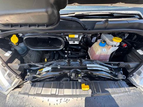 Used 2023 RAM ProMaster 2500 FWD image 12