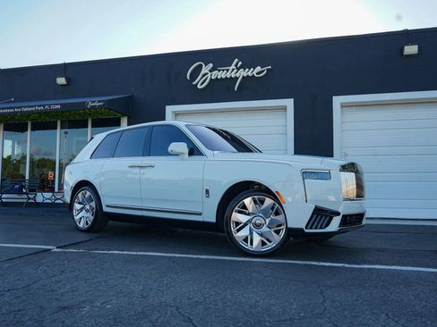Used 2026 Rolls-Royce Cullinan image 1