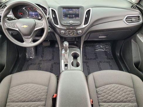Used 2020 Chevrolet Equinox LT image 11
