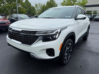 Used 2025 Kia Seltos S image 1