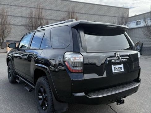 Certified 2023 Toyota 4Runner SR5 Premium image 8
