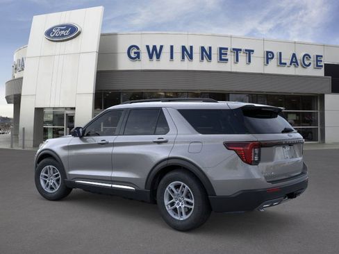 New 2025 Ford Explorer Active w/ Active Comfort Package image 4