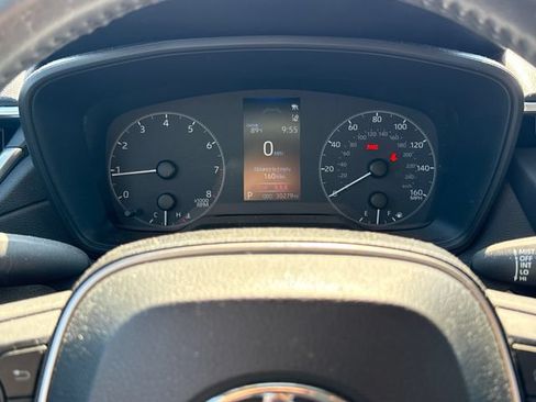 Used 2023 Toyota Corolla Cross LE FWD image 25