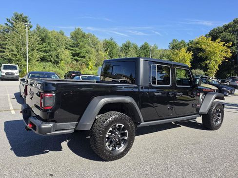 Used 2026 Jeep Gladiator Rubicon AWD/4WD image 3