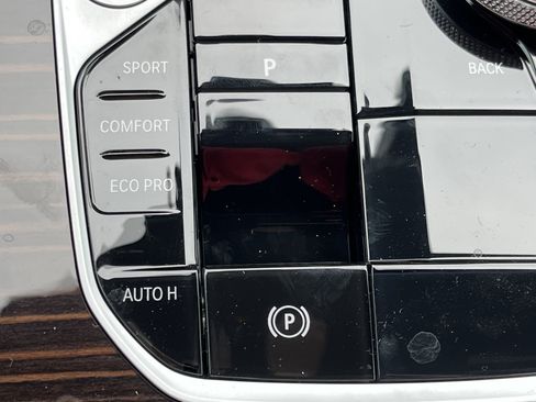 New 2026 BMW X5 sDrive40i w/ Parking Assistance Package image 9