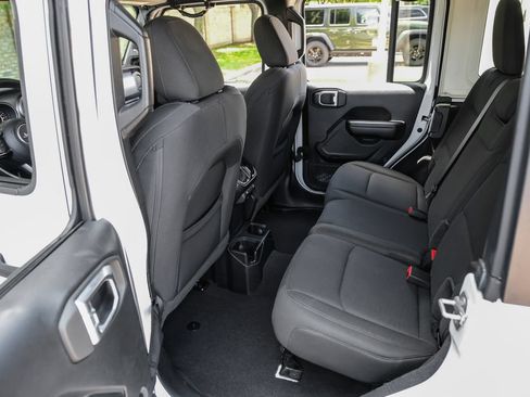 Used 2021 Jeep Wrangler Unlimited Sport AWD/4WD image 50