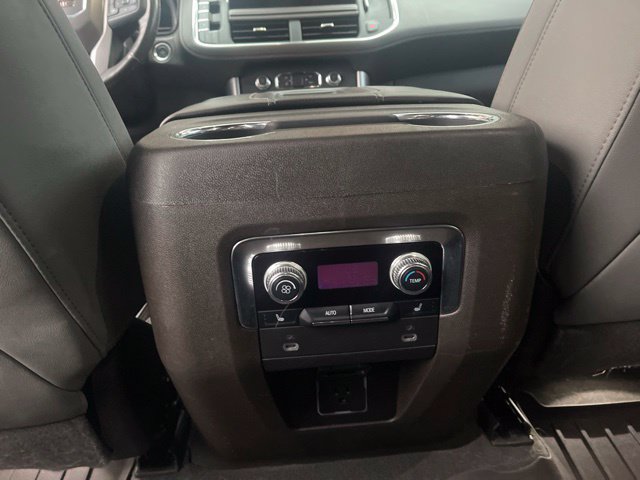Used 2022 GMC Yukon SLT w/ SLT Premium Package RWD image 8