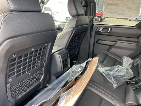 New 2026 Ford Bronco Badlands image 13