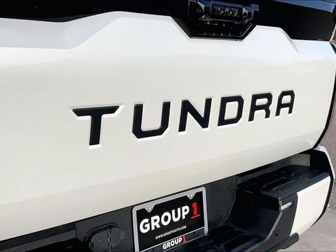 Used 2024 Toyota Tundra Platinum AWD/4WD image 31