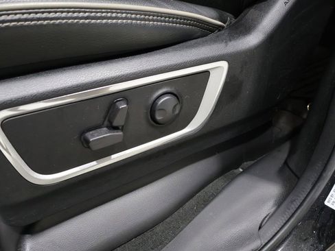 Certified 2023 RAM 1500 Laramie AWD/4WD image 13