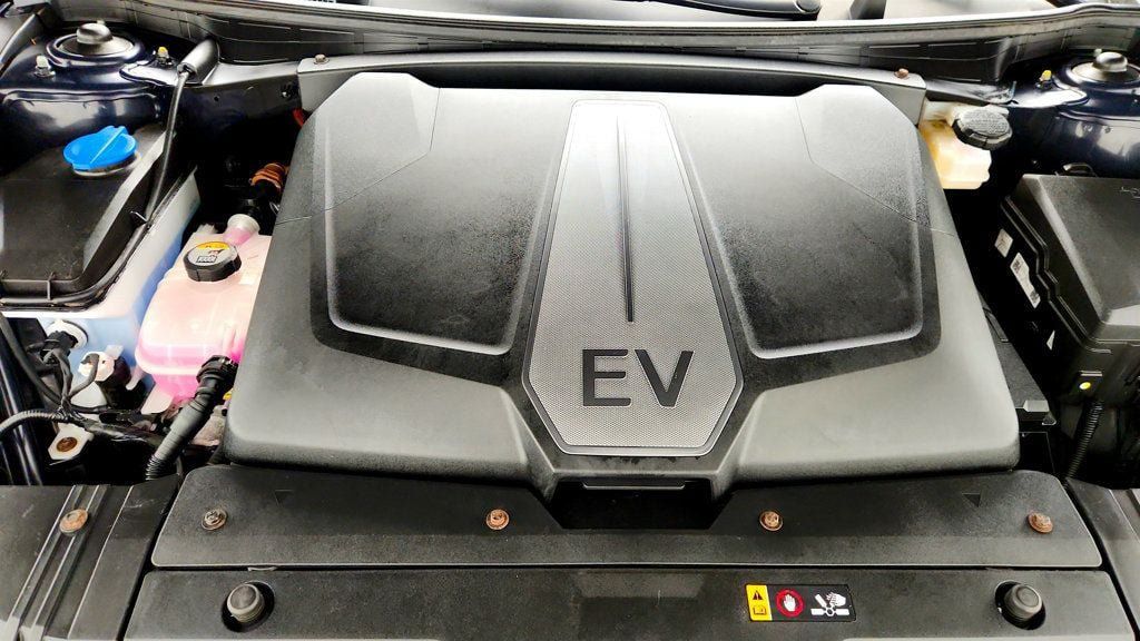 Used 2022 Kia EV6 Wind AWD/4WD image 26