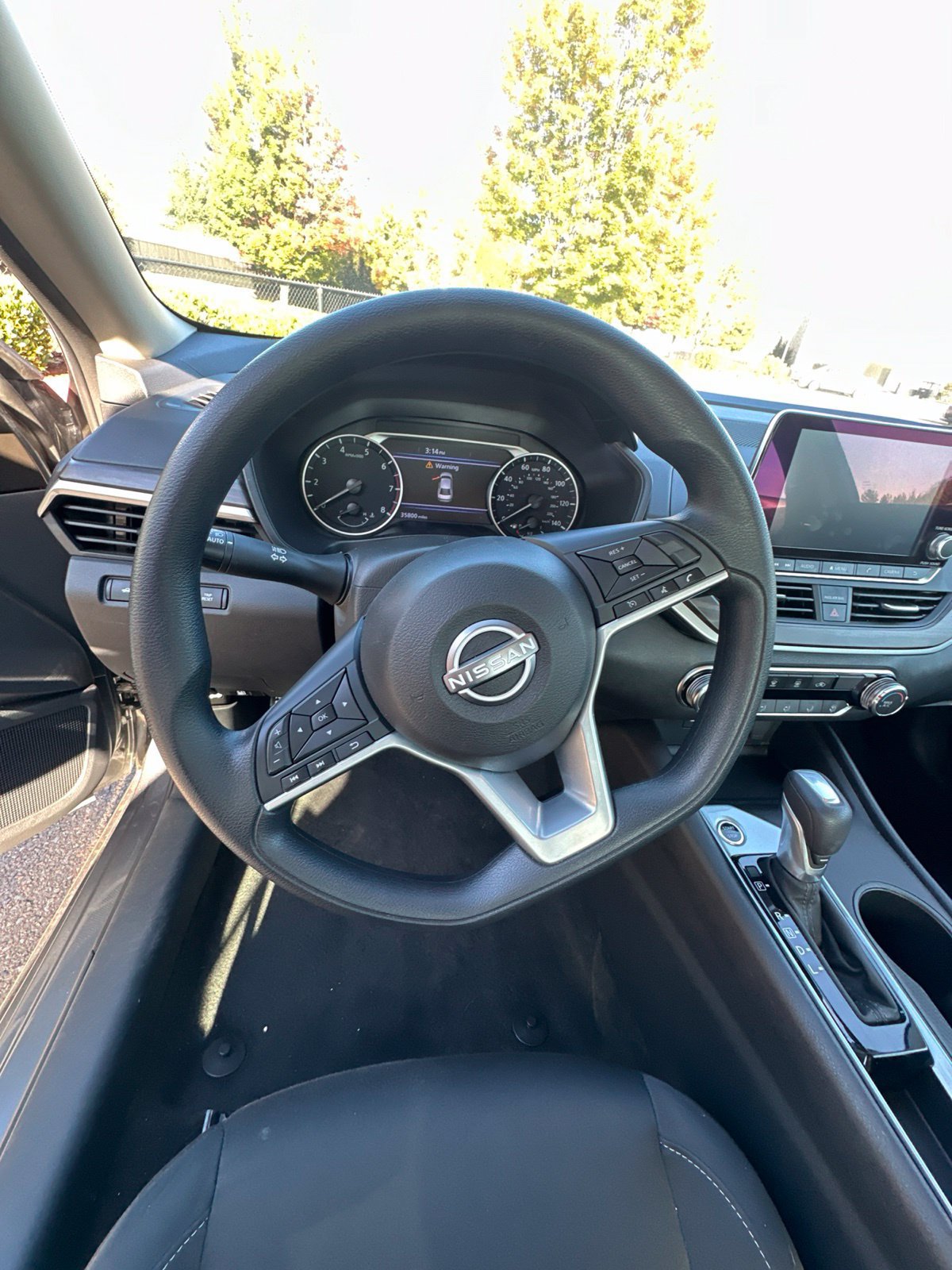 Used 2025 Nissan Altima 2.5 SV FWD image 16
