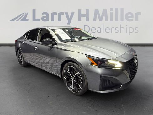 Certified 2024 Nissan Altima 2.5 SR image 7