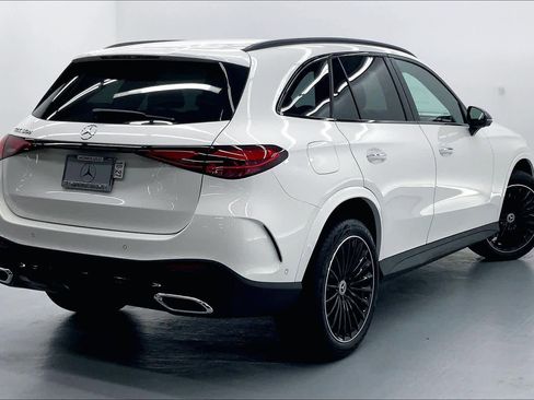 New 2026 Mercedes-Benz GLC 300 image 8