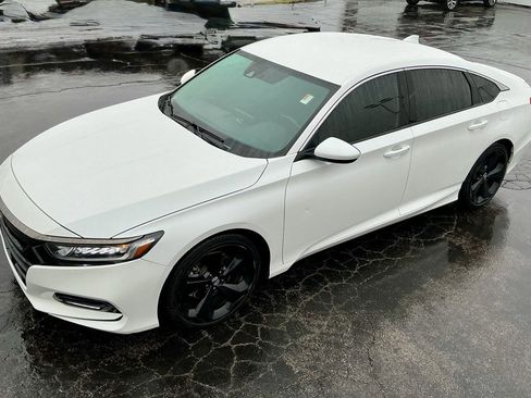 Used 2018 Honda Accord Sport image 5